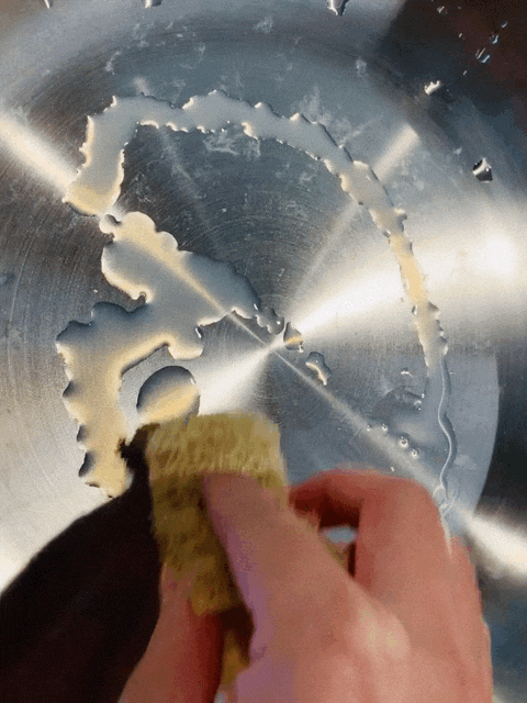 스테인레스 냄비 안쪽 얼룩없이 세척 할수 있는 간단하고 좋은 방법좀 알려주세요의 3번 째 이미지