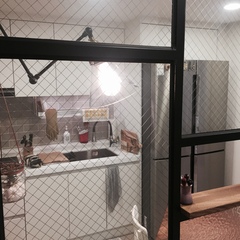 20년 된 복도식 아파트, 카페와 바 사이 | 오늘의집 인테리어 고수들의 집꾸미기