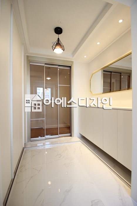 이에스디자인 2님의 인테리어 사진 | 예쁜템들 모여사는 오늘의집 유저들의 집꾸미기 이에스디자인 2님의 인테리어 사진