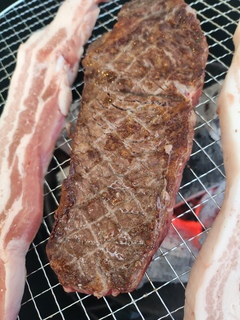 정육·계란 > [부위부위] 국내산 한돈 삼겹살(구이용) 500g | 오늘의집 쇼핑 [부위부위] 국내산 한돈 삼겹살(구이용) 500g
