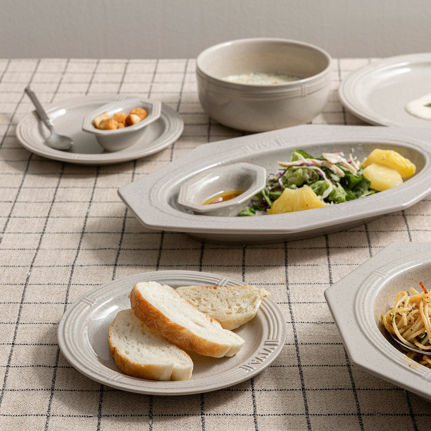 SSUEIM VIVA ディナー食器 2人用 10点セット［4色］ グレー 陶磁器