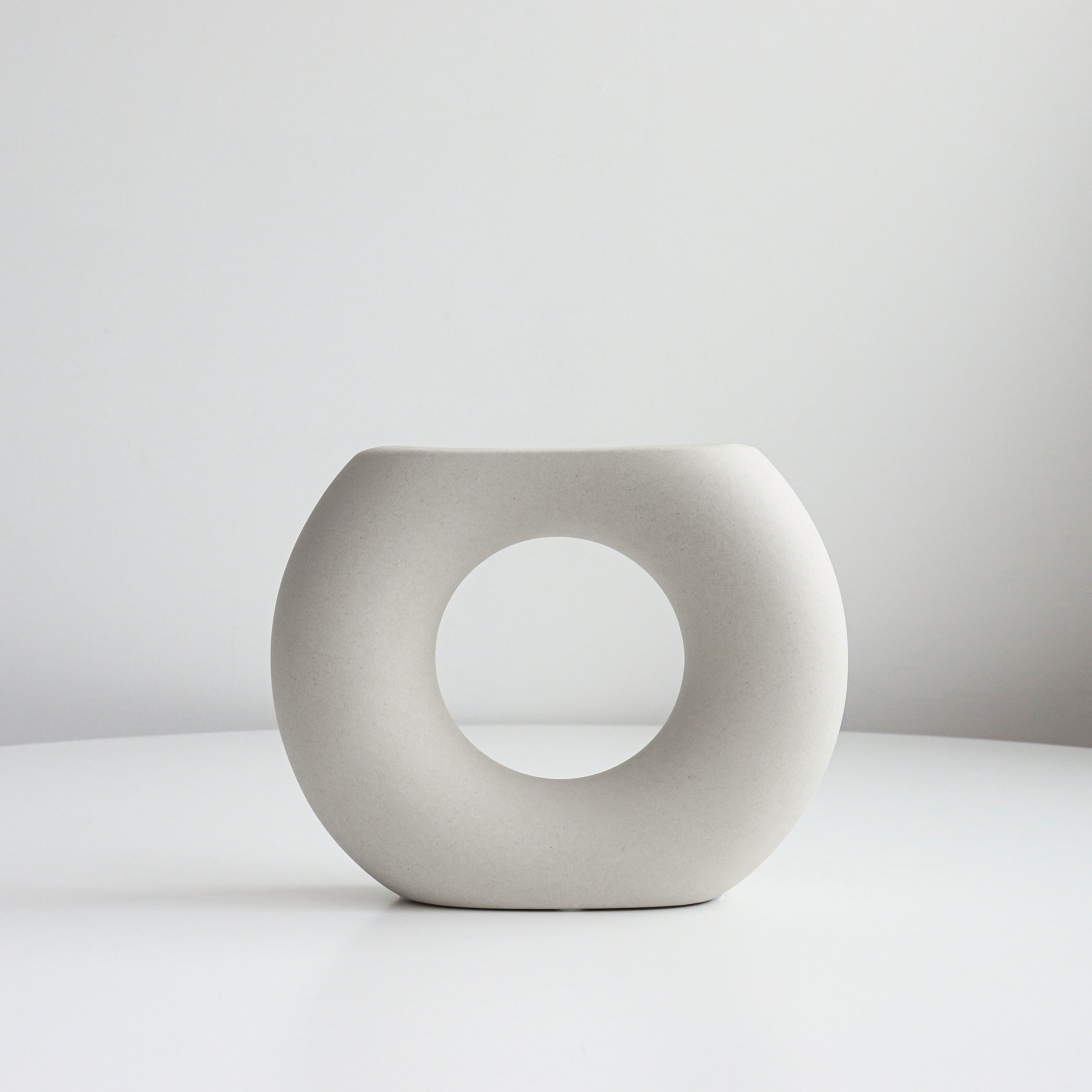 링베이스 세라믹 꽃병 인테리어 오브제