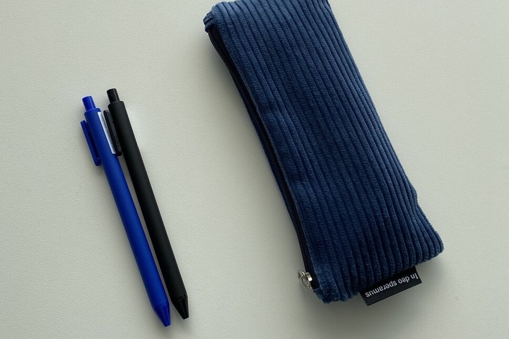 딥블루 골덴 필통(Deep Blue corduroy pencil case)