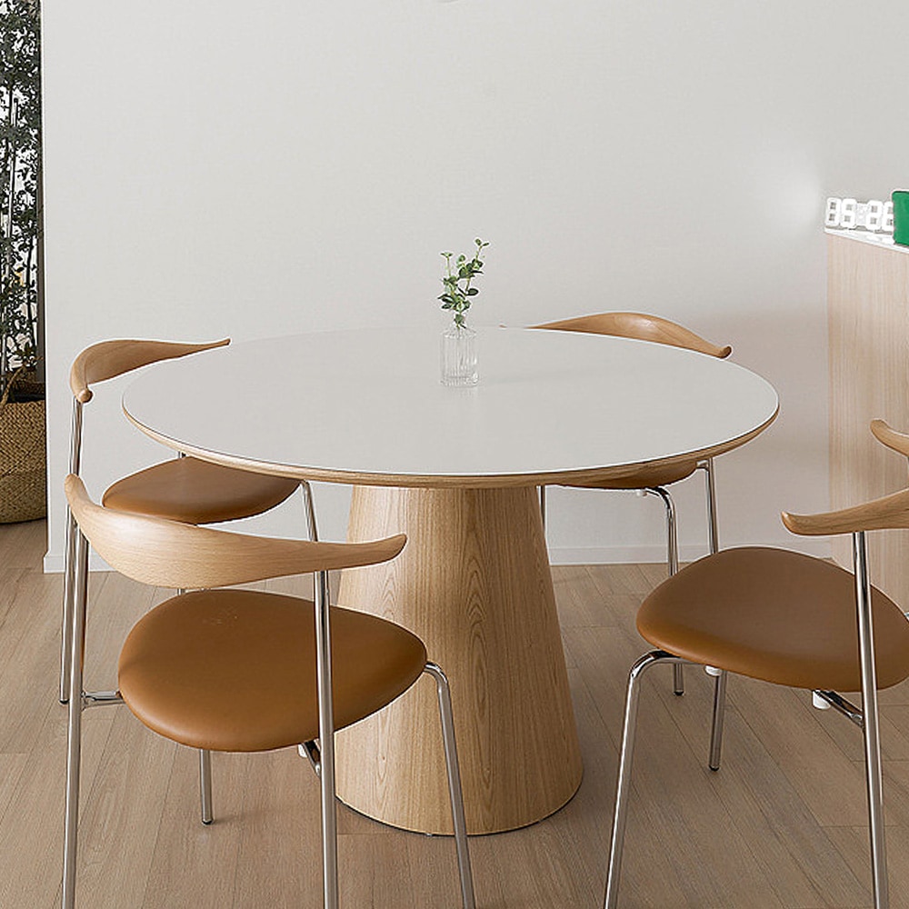 데이데이 원형 테이블