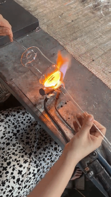 유리컵·물컵 > 레트로 고블렛잔 내열 유리컵 집들이 홈카페 맥주잔 와인잔 칵테일 빈티지 미드센츄리 자체제작 | 오늘의집 쇼핑 레트로 고블렛잔... 