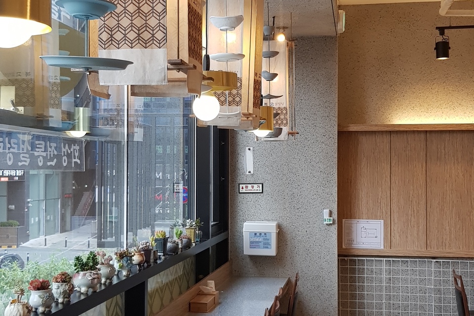 복고설렁탕_화성향남본점 | 예쁜템들 모여사는 오늘의집 인테리어 고수들의 집꾸미기