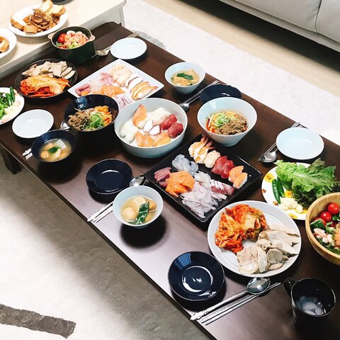 [오늘의딜] 아틀리에 한정 4인조 27P 제품으로 꾸민 유저들의 스타일링샷 | 오늘의집 유저들의 집꾸미기
