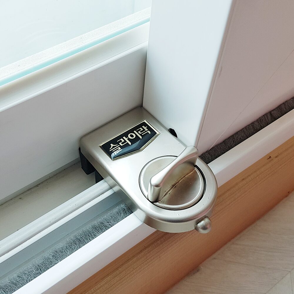 창문 샷시 잠금장치 G106(중대형 베란다 및 창문용)
