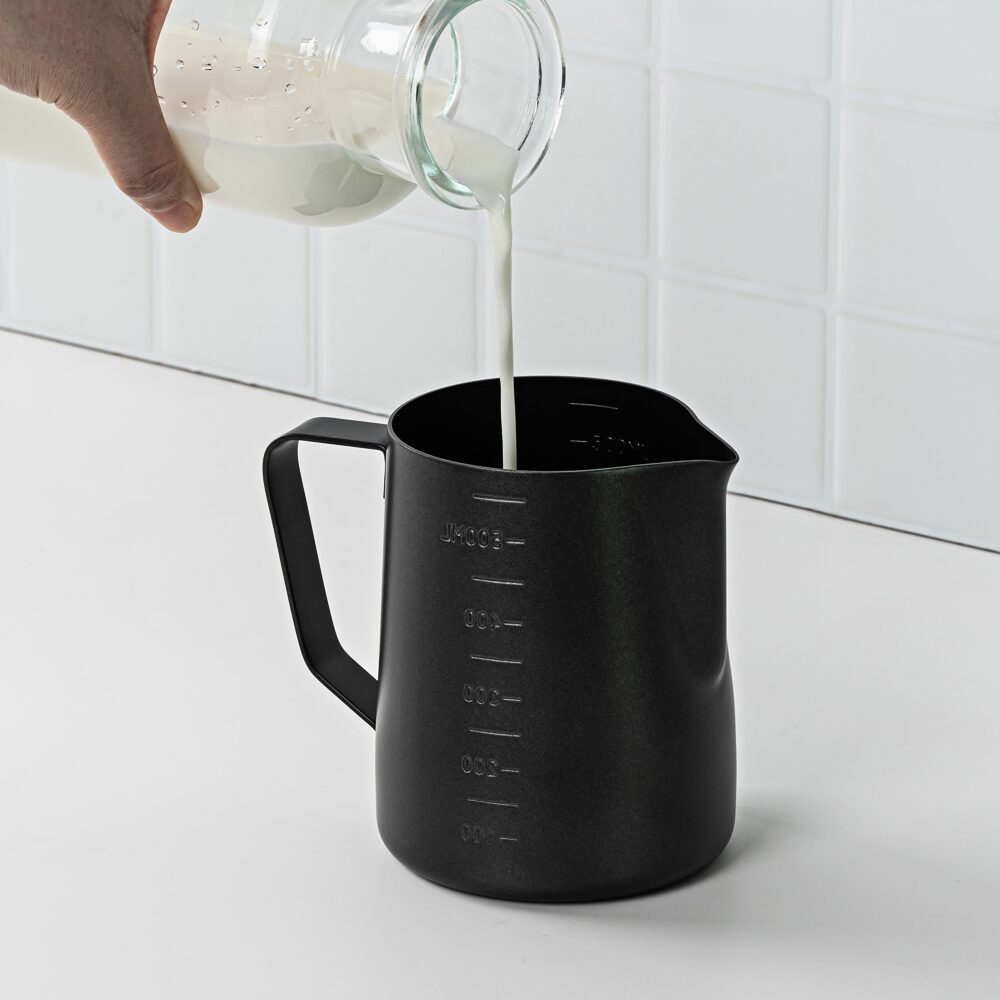 눈금형 베이직 스팀피쳐 스팀피처 밀크저그 350ml / 2colors