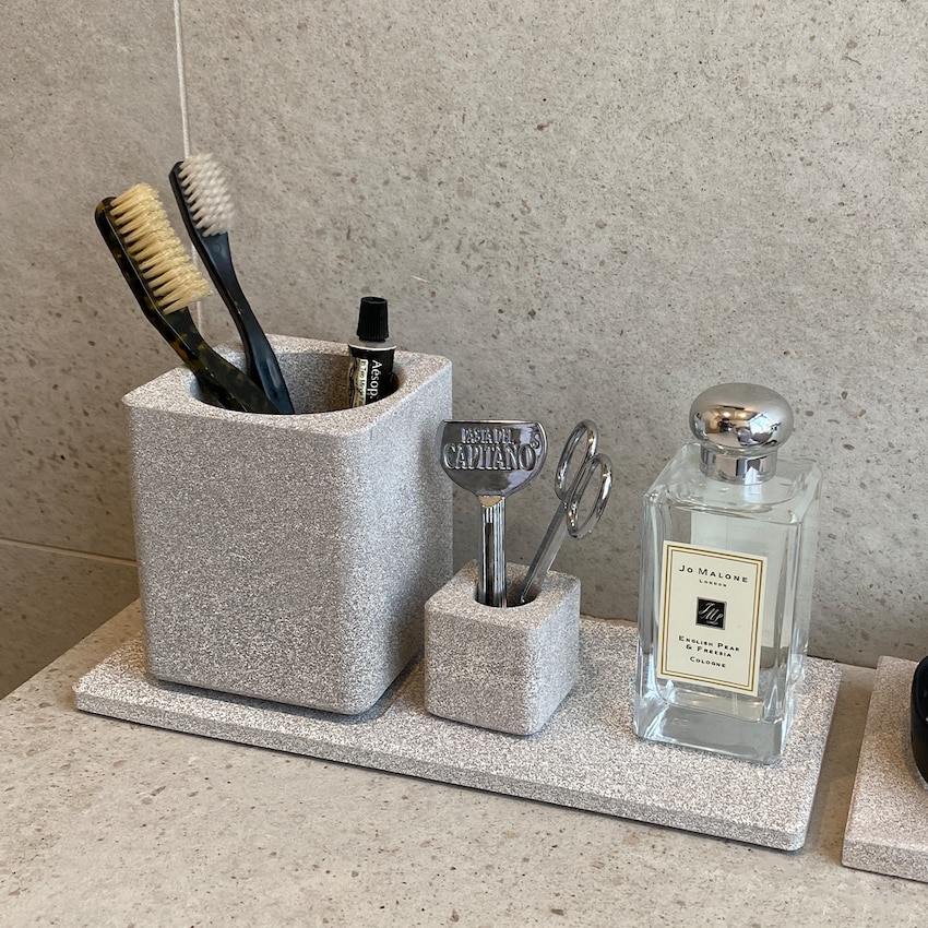 5성급 호텔에서 선택한 프리미엄 원형/사각 규조토 세라믹 칫솔꽂이 3P세트(3color)