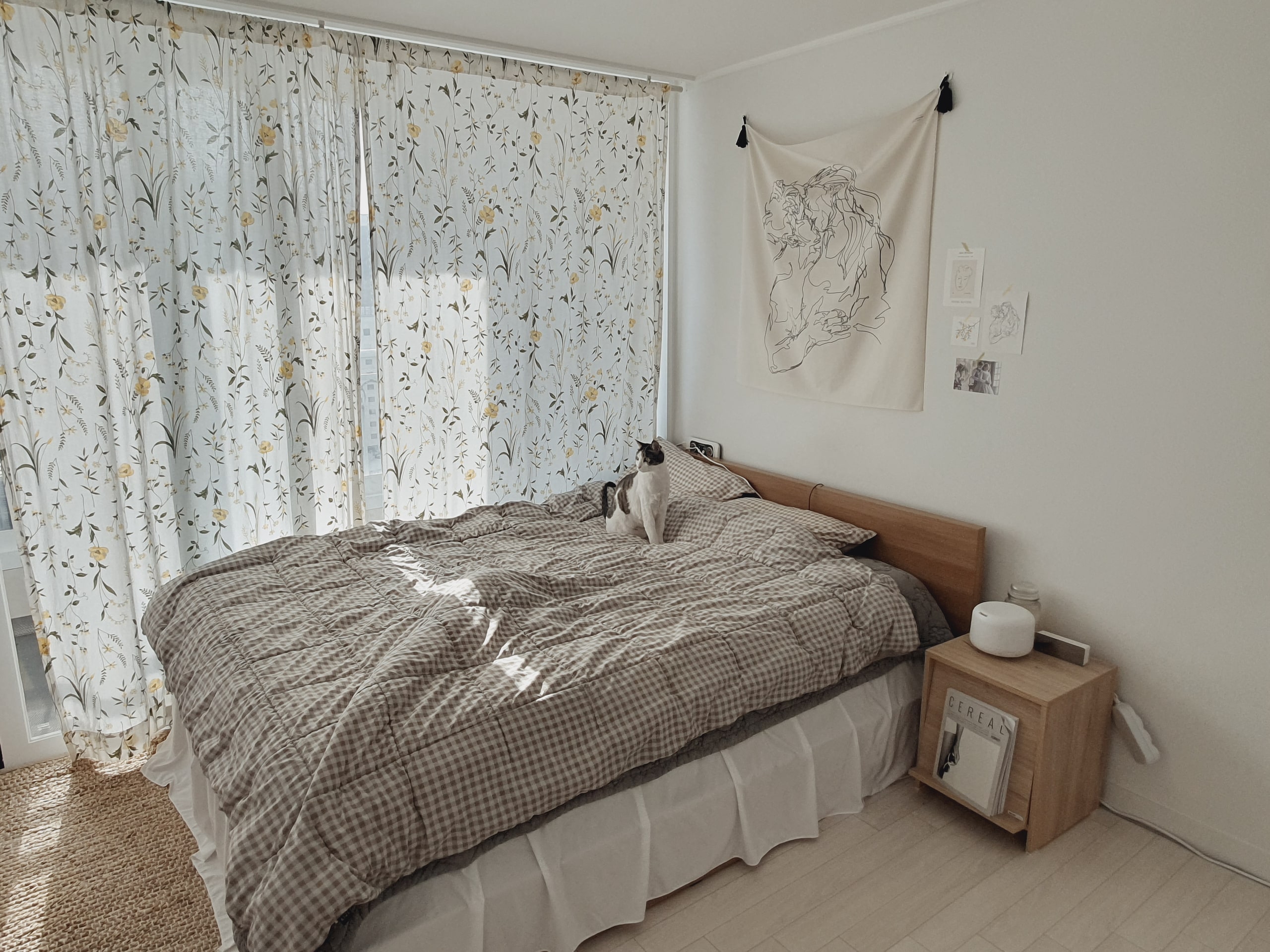 Wooden Bedside Table with Front Magazine Rack user photo