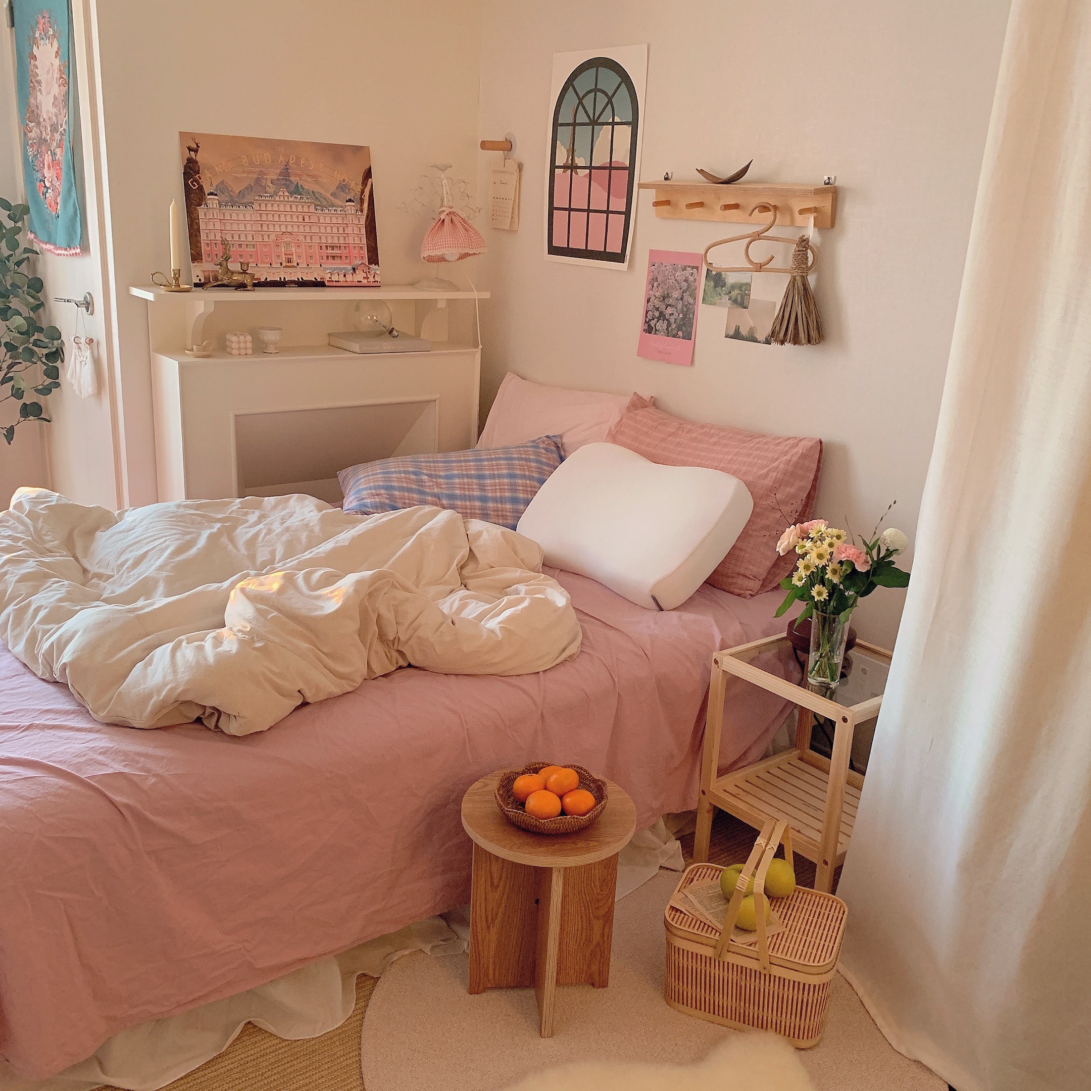 Wooden Tempered Glass Side Table user photo